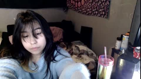 Snapshot of londonray chatting on 11-12-25, 10:15 londonray online show from 11-12-25, 10:15