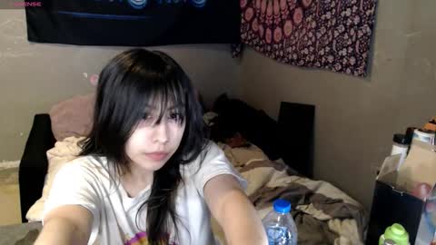 Snapshot of londonray chatting on 11-23-25, 08:14 londonray online show from 11-23-25, 08:14