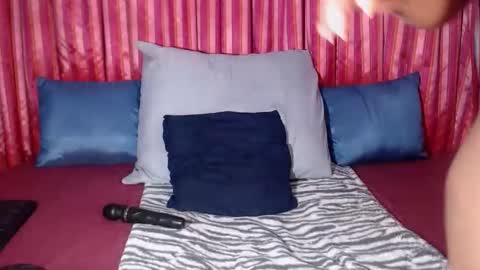 londylicious34 online show from 09-25-25, 07:50