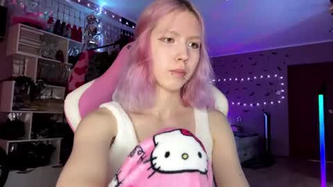 lone1y_bunny online show from 07-16-26, 03:07