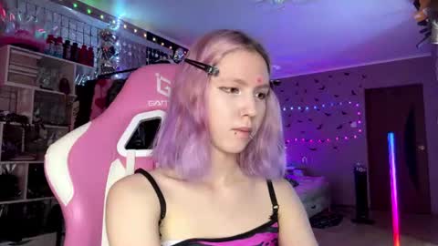 lone1y_bunny online show from 07-22-26, 02:42