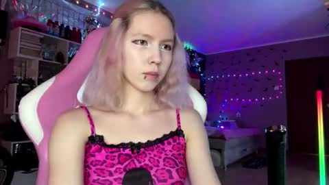 lone1y_bunny online show from 07-26-26, 03:19