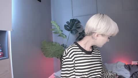 SABRINA online show from 02-23-25, 08:44