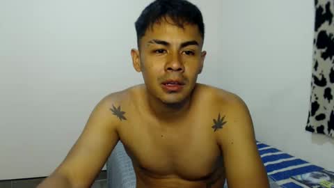 Snapshot of lonelydick2002 chatting on 01-09-25, 02:01 lonelydick2002 online show from 01-09-25, 02:01