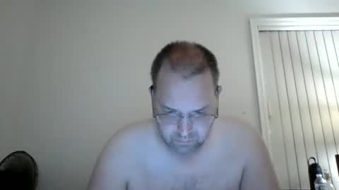Lonely Man online show from 06-17-26, 09:01
