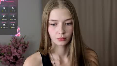 Snapshot of long_000 chatting on 11-26-25, 08:43 Cindy online show from 11-26-25, 08:43