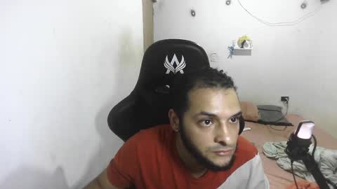 Marvin Santiago online show from 04-11-26, 08:51