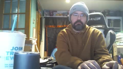 Snapshot of longandcut99 chatting on 01-08-26, 01:57 longandcut99 online show from 01-08-26, 01:57