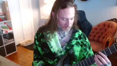 longhair online show from 11-29-25, 05:05