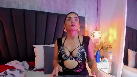 Longina online show from 07-23-26, 01:58
