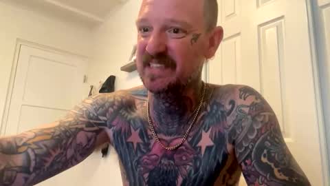 Snapshot of longwalksonthebeach69 chatting on 03-09-26, 10:58 longwalksonthebeach69 online show from 03-09-26, 10:58