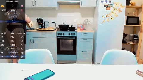 Nina online show from 01-27-25, 11:54