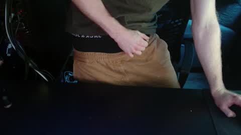 Loofy Art online show from 12-07-24, 01:51