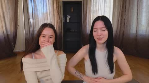 Snapshot of lookatmehabibi_ chatting on 09-17-25, 05:09 Adele Ellie and Lou Sally Dana and Bonnie online show from 09-17-25, 05:09