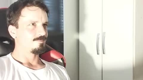 Lucas online show from 02-21-25, 02:16