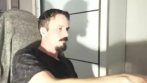 Lucas online show from 02-20-26, 01:44