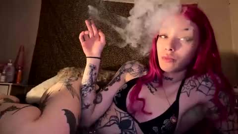 Snapshot of lookingforlona chatting on 11-07-25, 03:01 lookingforlona online show from 11-07-25, 03:01