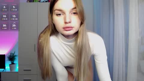 Luna online show from 11-27-25, 07:43