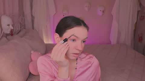 Luna online show from 11-02-25, 09:06