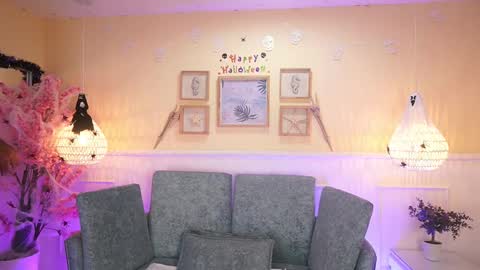 Loona Nyx online show from 10-17-25, 11:35