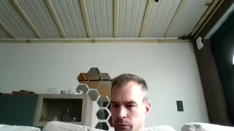 loonelyy online show from 05-03-26, 03:18