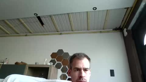 loonelyy online show from 05-27-26, 04:04