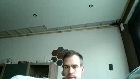 loonelyy online show from 05-31-26, 06:53