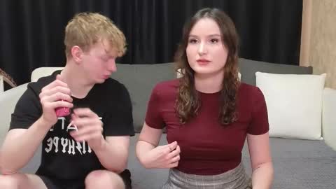 Jean and Isa right couple Mark and Eva left couple online show from 09-24-25, 10:29