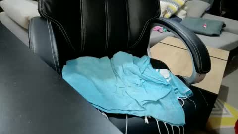 Snapshot of loov2watch chatting on 03-10-26, 05:18 Mato online show from 03-10-26, 05:18