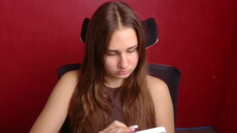 Snapshot of lora_kisses chatting on 09-20-25, 05:41 Lora online show from 09-20-25, 05:41