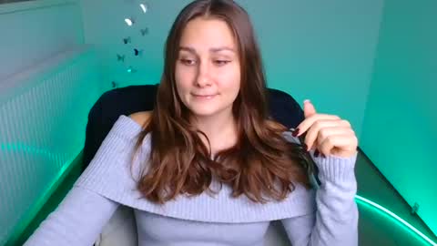 Snapshot of lora_kisses chatting on 10-09-25, 11:30 Lora online show from 10-09-25, 11:30