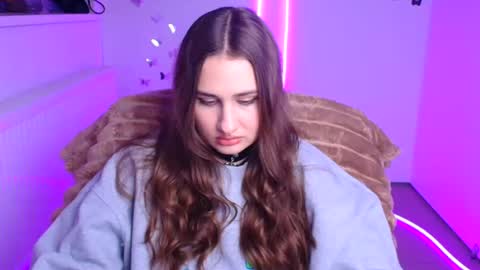 Lora online show from 02-05-26, 01:05