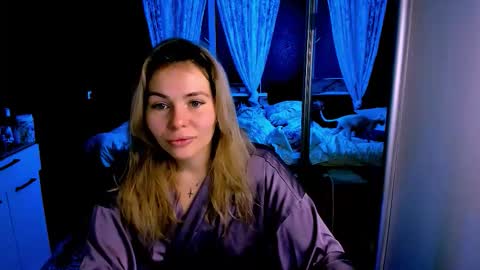 Lora online show from 12-04-25, 02:43