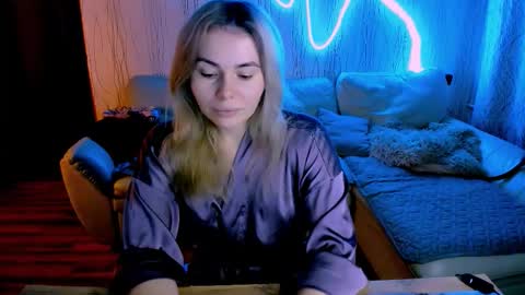 Snapshot of loraboyar chatting on 12-16-25, 03:00 Lora online show from 12-16-25, 03:00