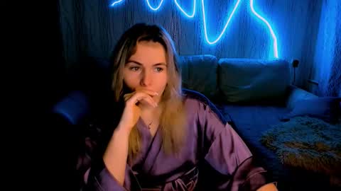 Snapshot of loraboyar chatting on 12-18-25, 03:56 Lora online show from 12-18-25, 03:56