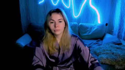 Snapshot of loraboyar chatting on 12-19-25, 03:24 Lora online show from 12-19-25, 03:24