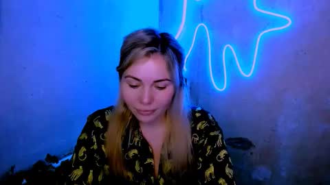 Snapshot of loraboyar chatting on 03-11-26, 03:23 Lora online show from 03-11-26, 03:23