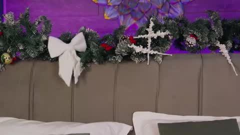 Snapshot of loradevine chatting on 12-14-25, 08:46 Lora online show from 12-14-25, 08:46