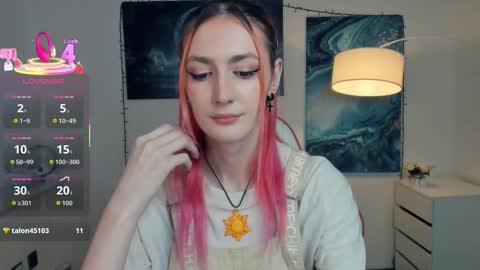 Lora online show from 10-26-25, 11:27