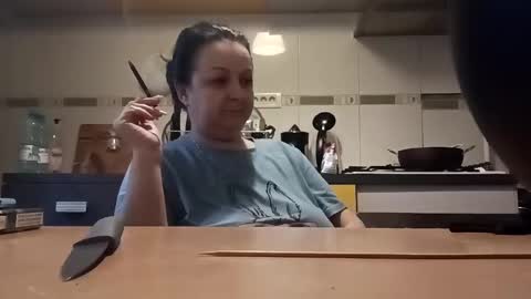 Lora online show from 12-03-24, 05:12