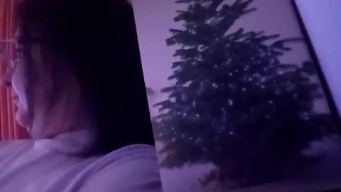 Lora online show from 12-24-24, 05:13