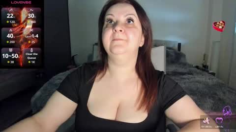 Lora online show from 02-14-26, 01:52