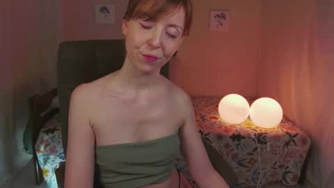 Snapshot of lorafoxy chatting on 05-14-26, 04:47 LoraFoxy online show from 05-14-26, 04:47