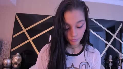 Snapshot of loraineblake chatting on 11-28-25, 11:57 loraineblake online show from 11-28-25, 11:57