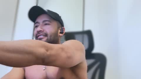 Snapshot of lordcalepecs chatting on 02-21-26, 11:55 Cale online show from 02-21-26, 11:55