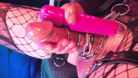 Snapshot of lordsexsmith chatting on 12-10-24, 02:05 Sexsmith online show from 12-10-24, 02:05