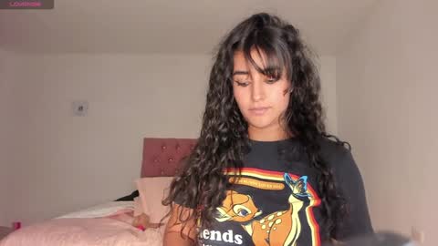 Snapshot of lore_rey chatting on 01-06-25, 05:52 lore_rey online show from 01-06-25, 05:52