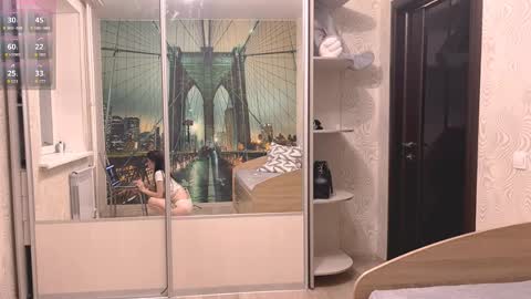 Olivia online show from 11-03-25, 01:23