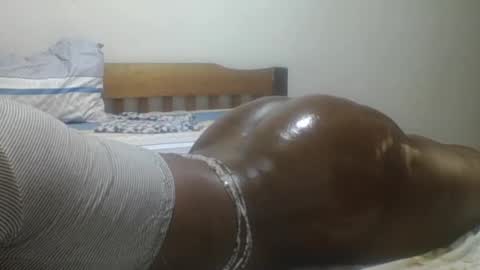 Snapshot of loreencutie chatting on 09-22-25, 07:27 loreen online show from 09-22-25, 07:27