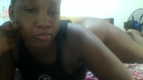 Snapshot of loreencutie chatting on 10-01-25, 09:54 loreen online show from 10-01-25, 09:54